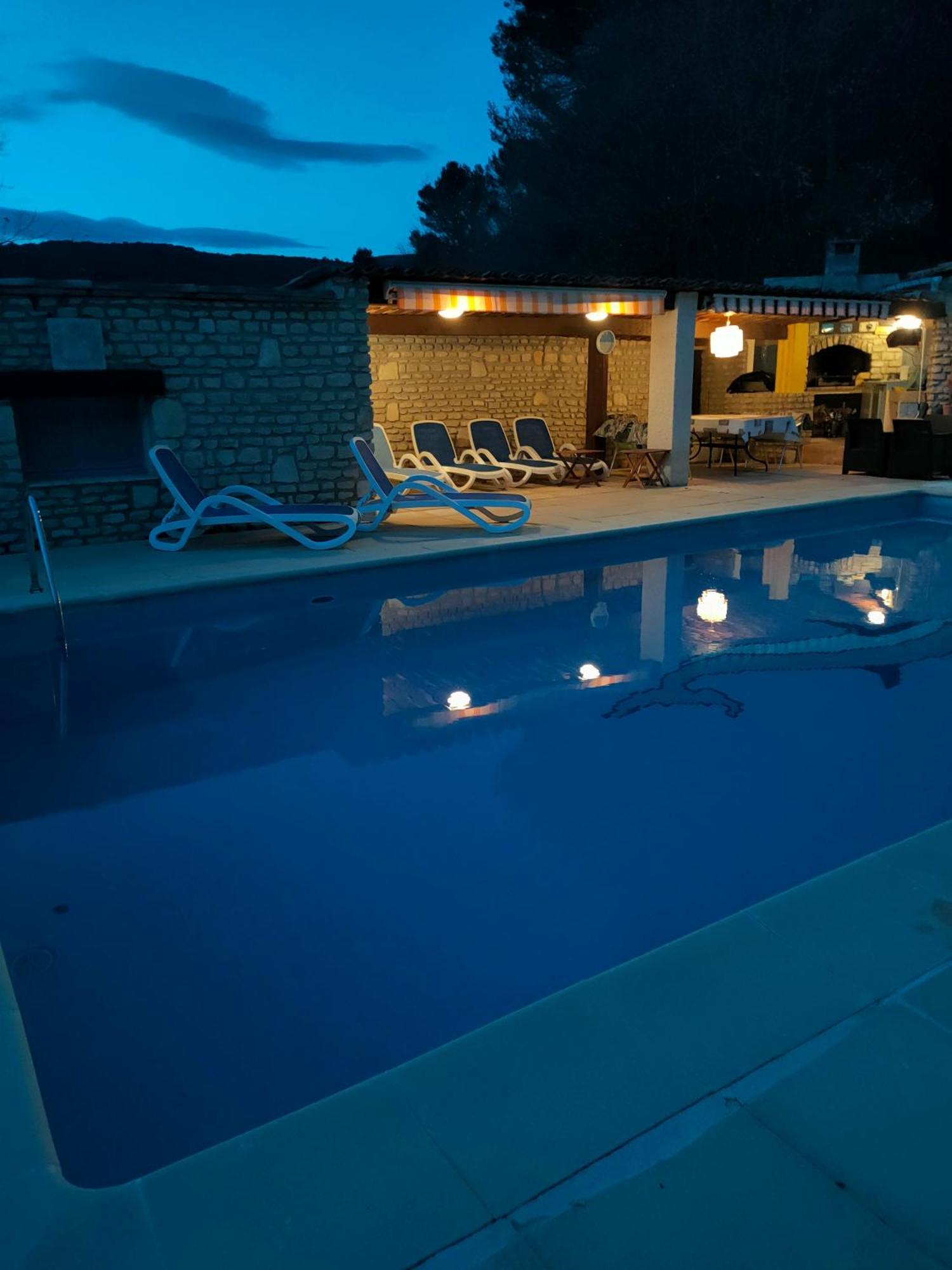 Les Vallons Holiday Home Lioux Buitenkant foto