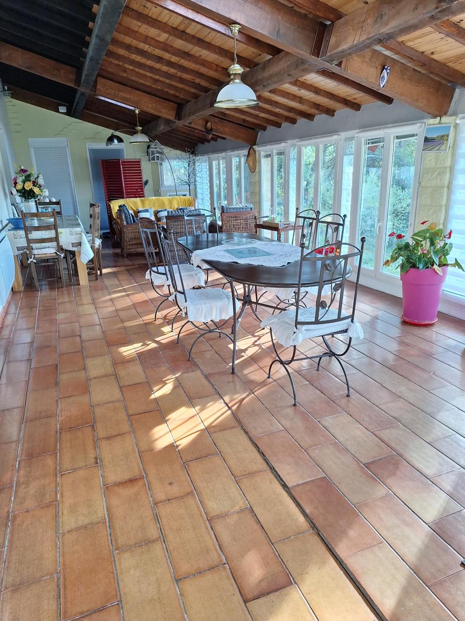 Les Vallons Holiday Home Lioux Buitenkant foto